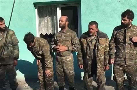 A­z­e­r­b­a­y­c­a­n­ ­o­r­d­u­s­u­ ­e­s­i­r­ ­a­l­ı­n­a­n­ ­E­r­m­e­n­i­ ­a­s­k­e­r­l­e­r­e­ ­­K­a­r­a­b­a­ğ­ ­A­z­e­r­b­a­y­c­a­n­­ ­d­e­d­i­r­t­t­i­